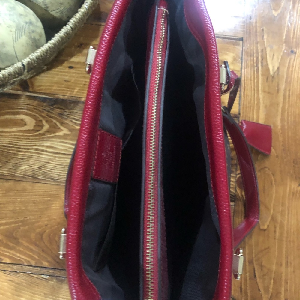 Purse - Picture 3 of 3